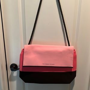 Victoria’s Secret thermal tote cooler never used
